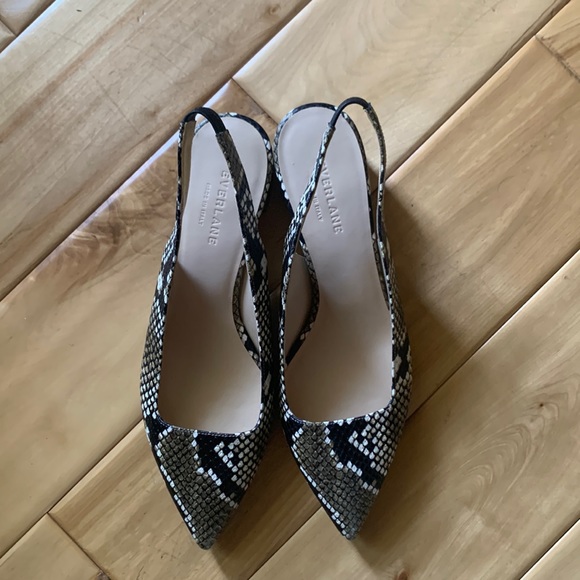 Everlane The Editor Slingback Heel, python snakeskin - Picture 3 of 10